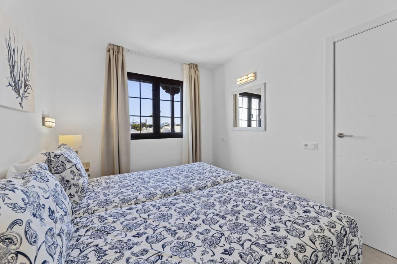 Appartamento Casahost Bastian Boutique II Seaview Costa Teguise Esterno foto